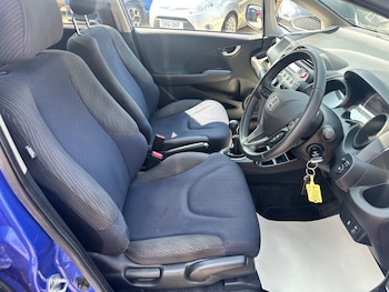 Used Honda Jazz 2013 for sale - 79242249: Photo