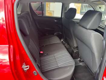 Used Suzuki Swift 2017 for sale - 74025322: Photo