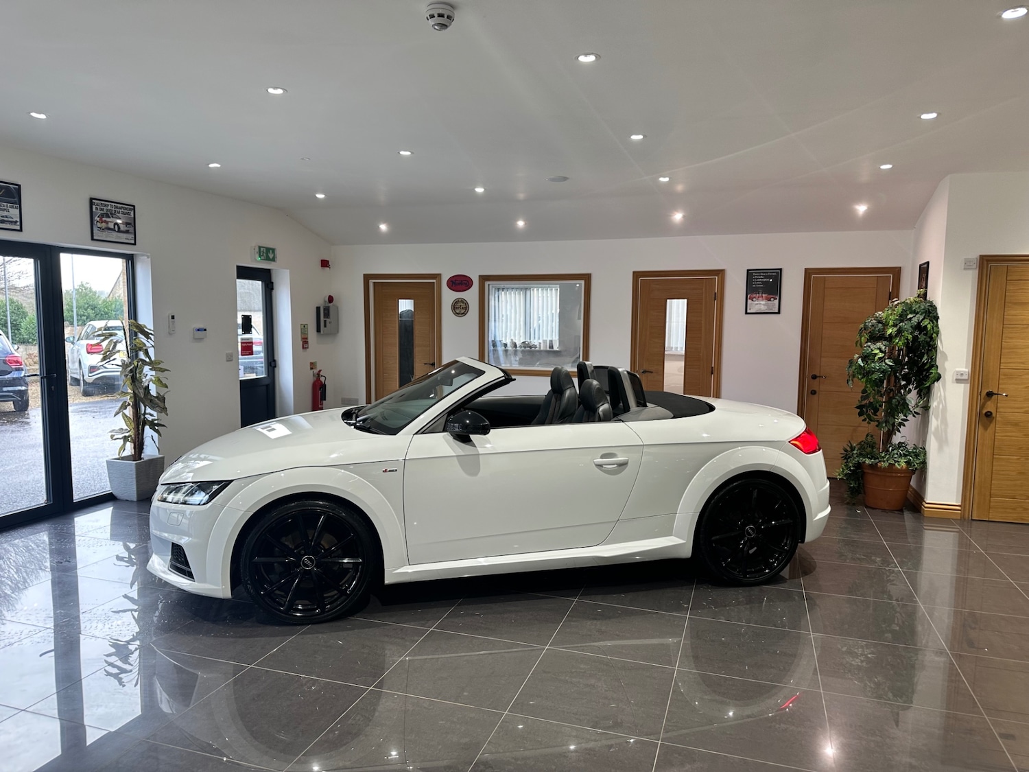 Used Audi TT 2018 for sale - 77392760: Photo 3