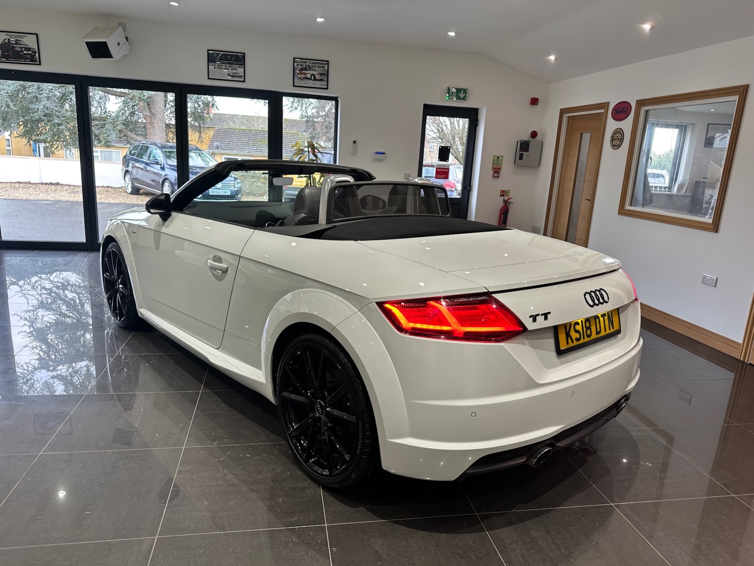 Used Audi TT 2018 for sale - 77392760: Photo 5