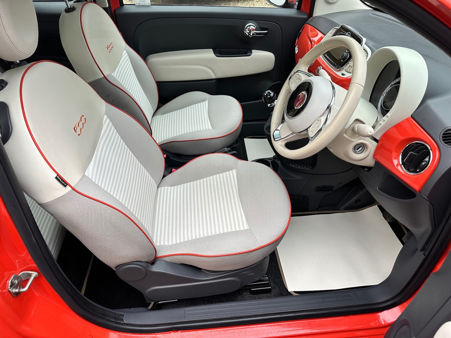 Used Fiat 500 2018 for sale - 77607381: Photo 2