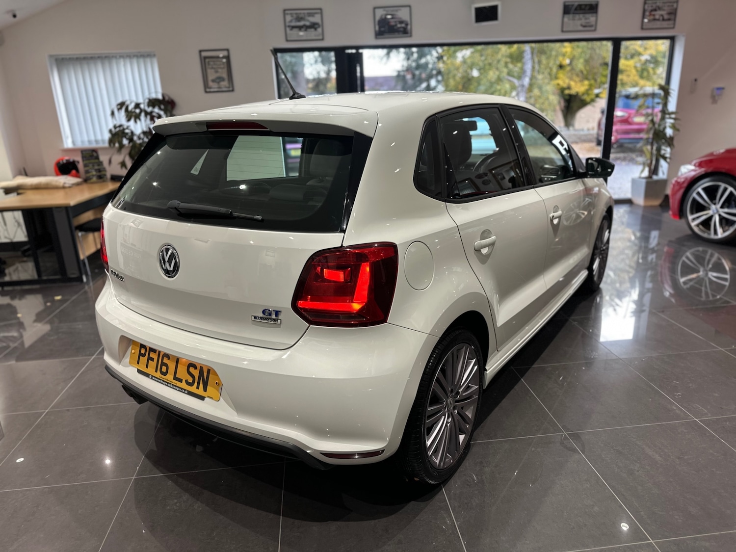 Used Volkswagen Polo 2016 for sale - 76355015: Photo 5
