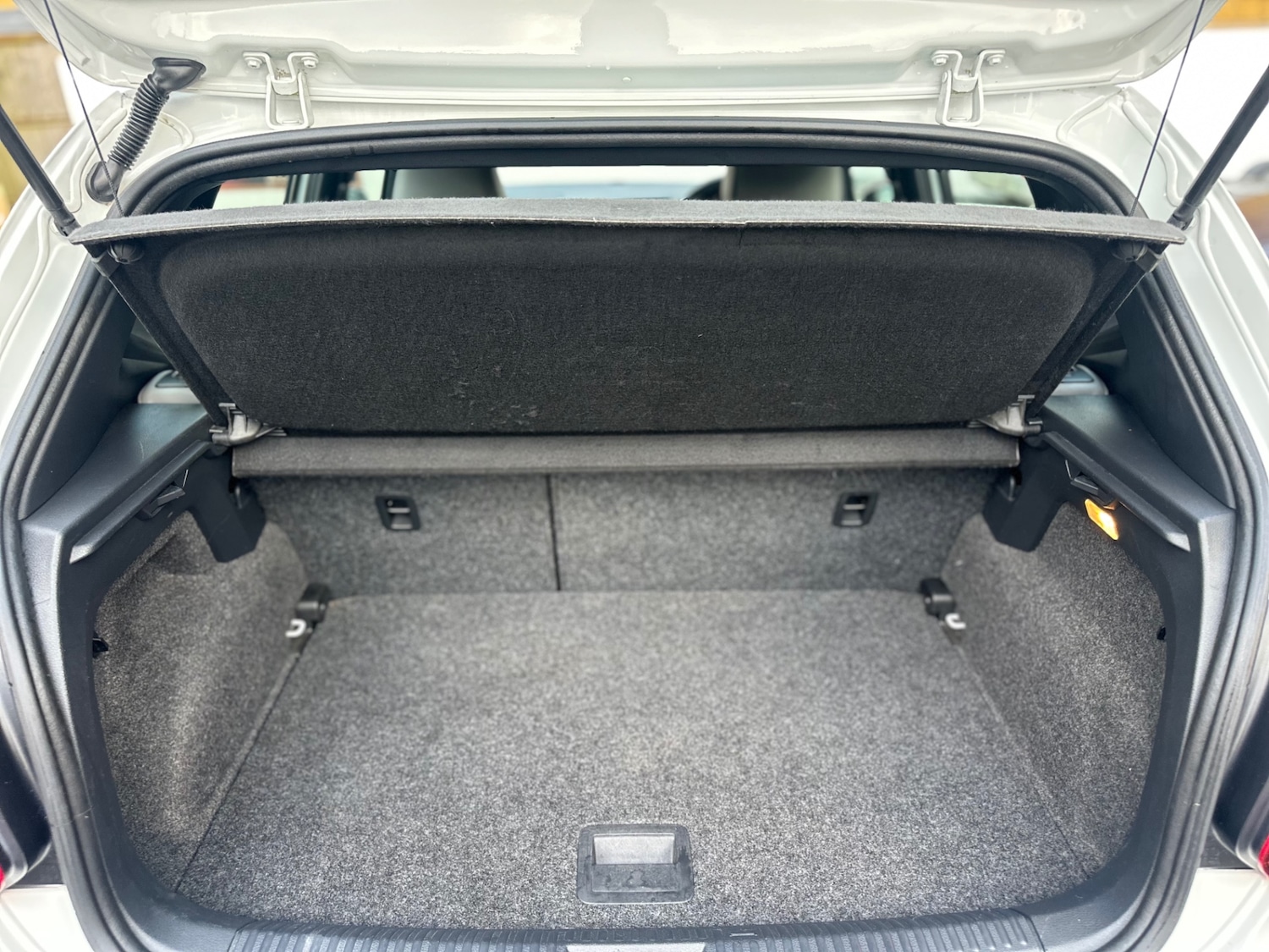 Used Volkswagen Polo 2016 for sale - 76355015: Photo 8