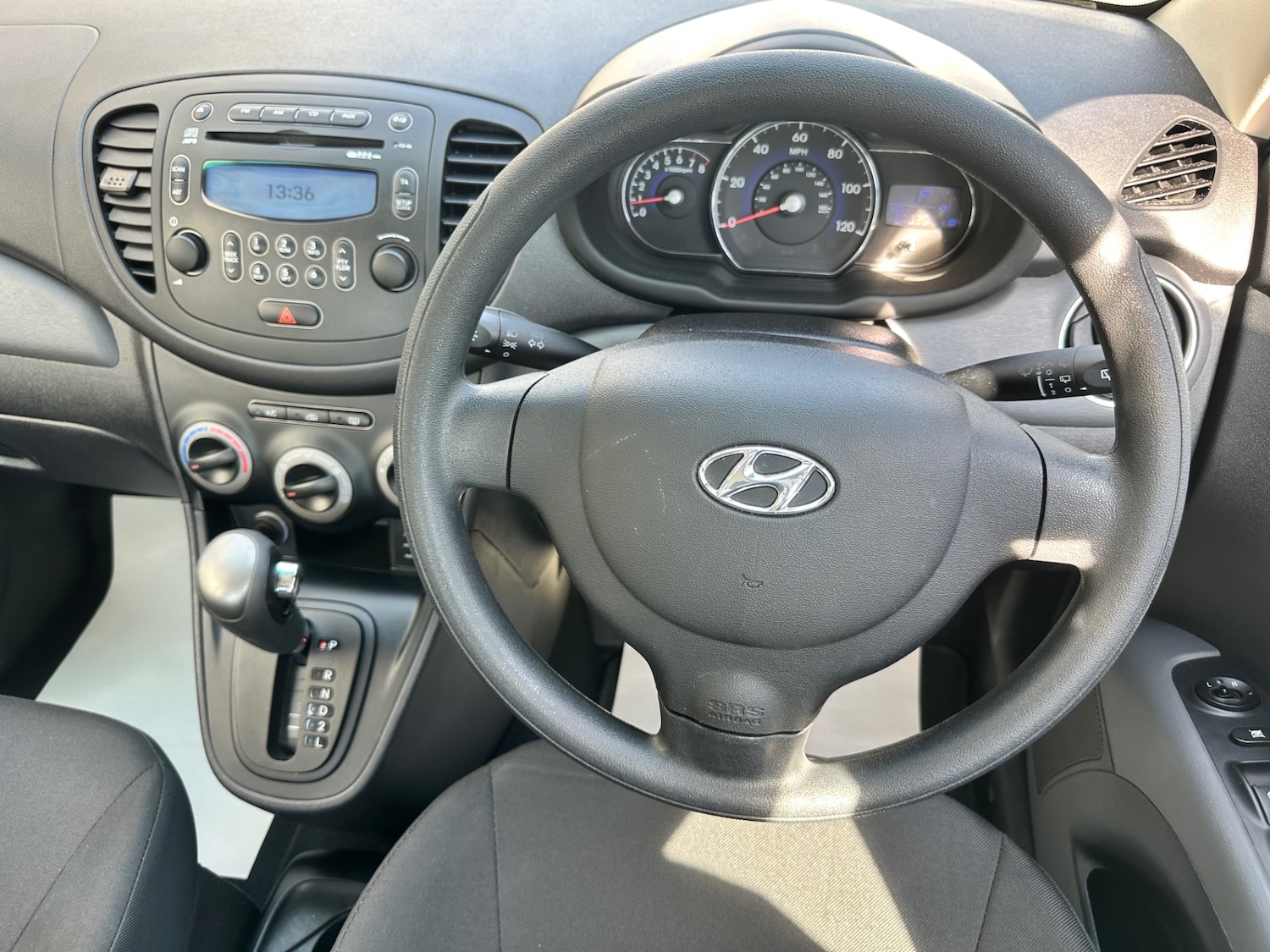 Used Hyundai i10 2011 for sale - 77963669: Photo 6