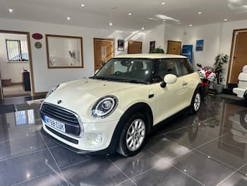 Used MINI Hatch 2018 for sale - 79639045: Photo