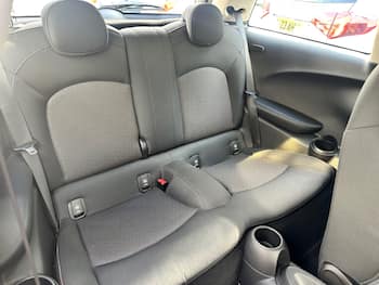 Used MINI Hatch 2018 for sale - 79639045: Photo