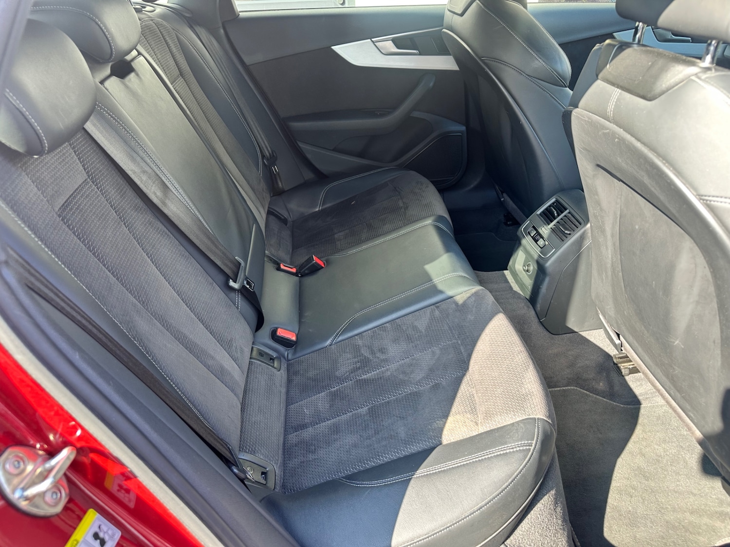 Used Audi A4 2019 for sale - 77744126: Photo 4