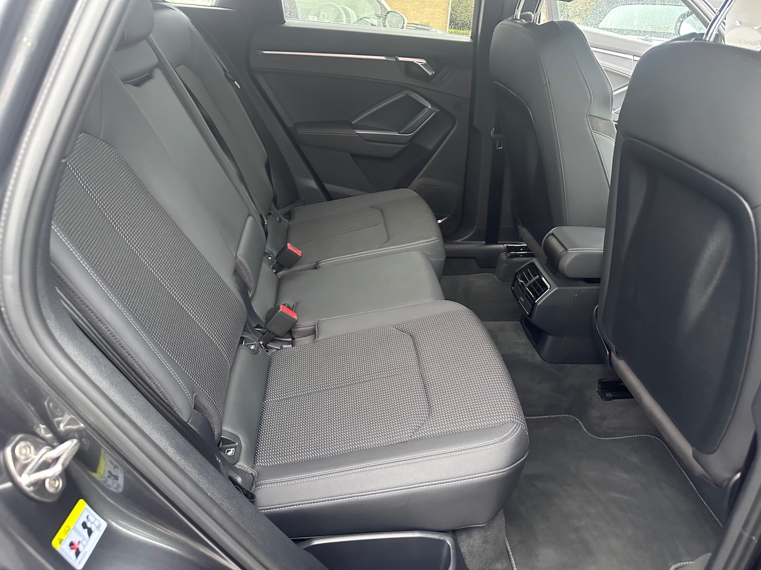 Used Audi Q3 2020 for sale - 76545736: Photo 4