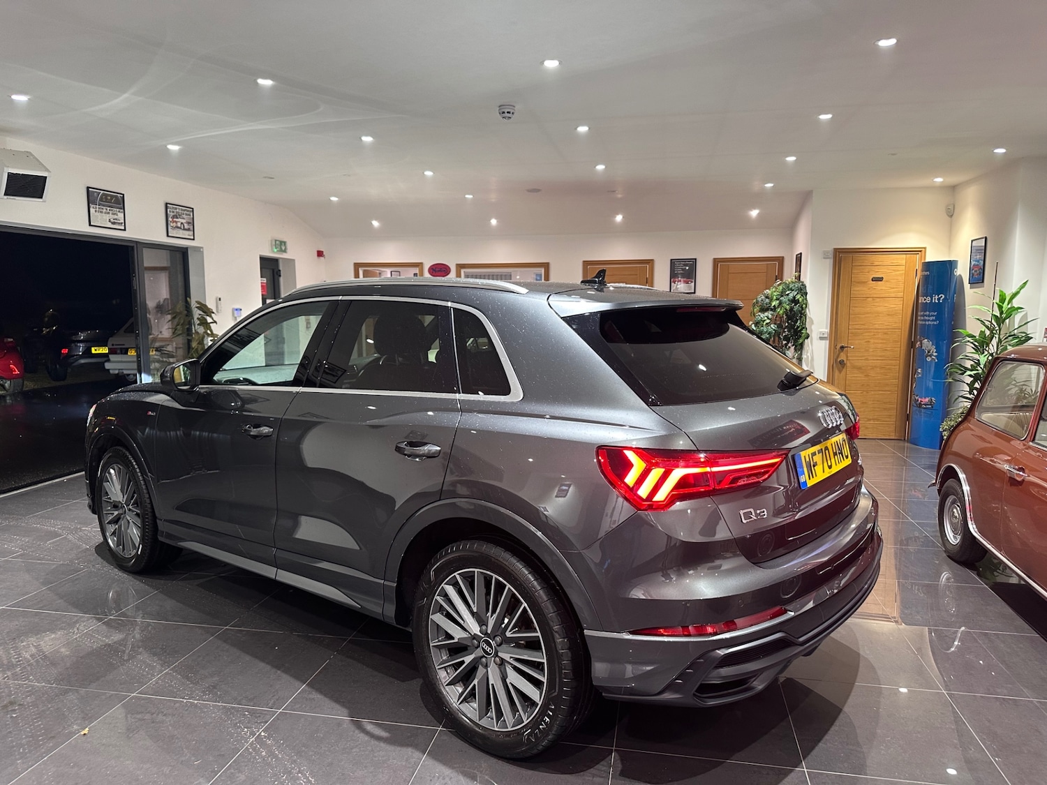 Used Audi Q3 2020 for sale - 76545736: Photo 9