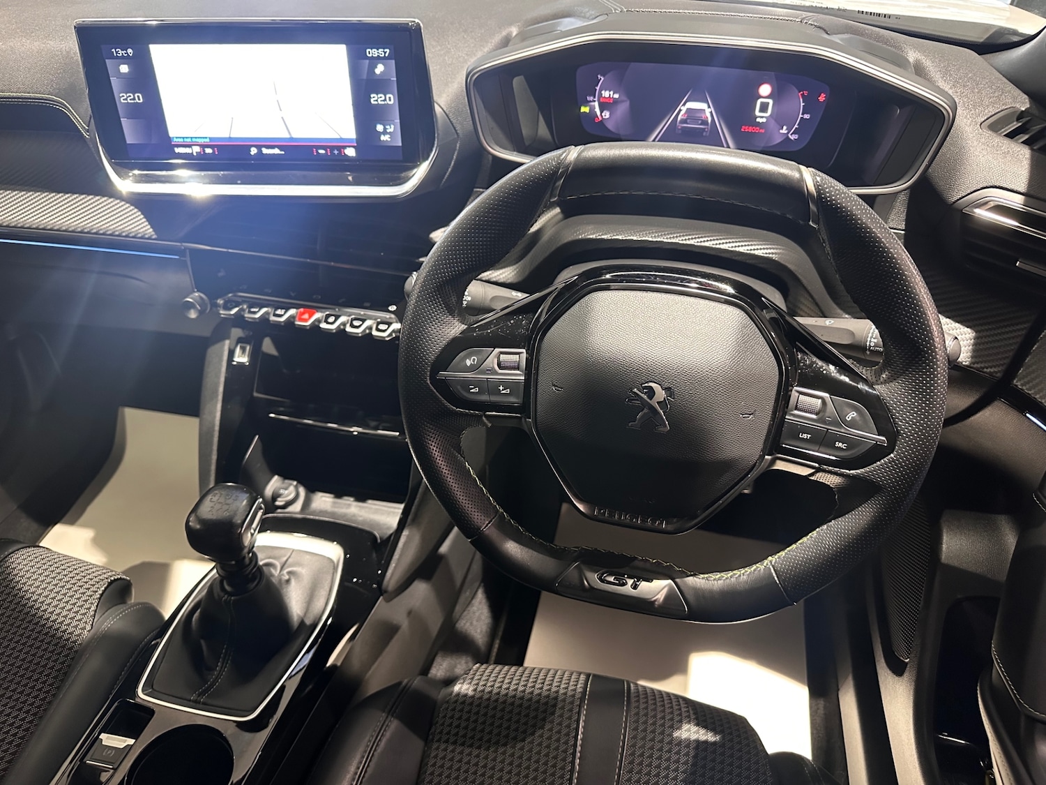 Used Peugeot 2008 2021 for sale - 76877515: Photo 6