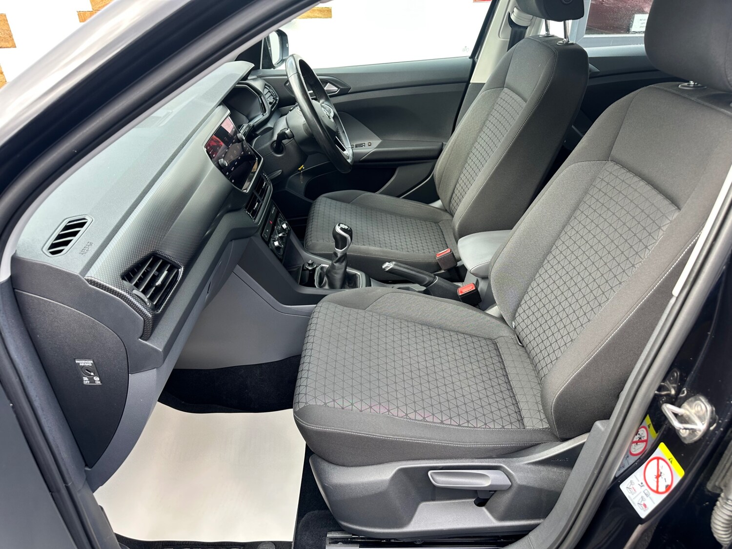 Used Volkswagen T-Cross 2020 for sale - 77620752: Photo 12