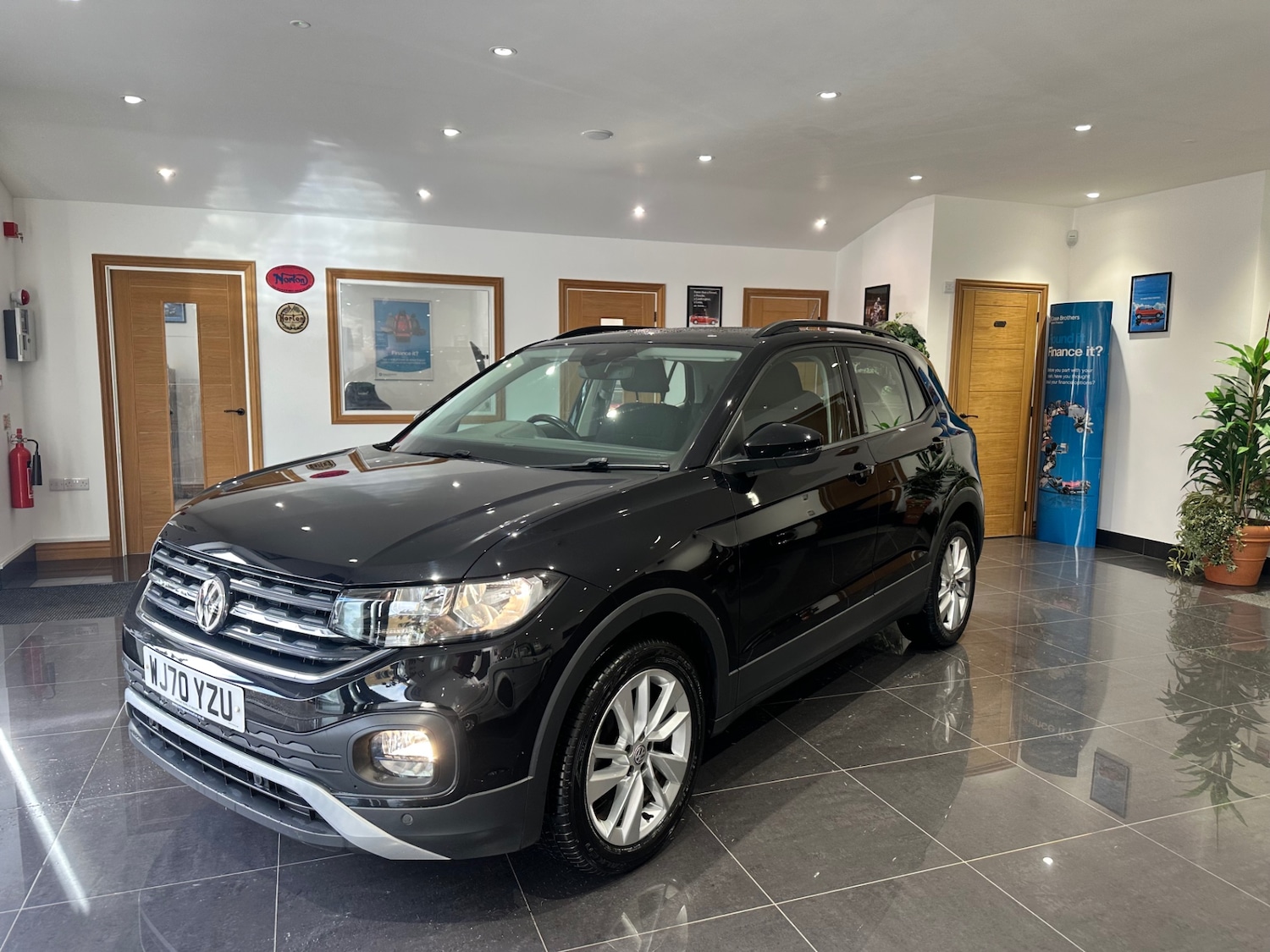 Used Volkswagen T-Cross 2020 for sale - 77620752: Photo 13