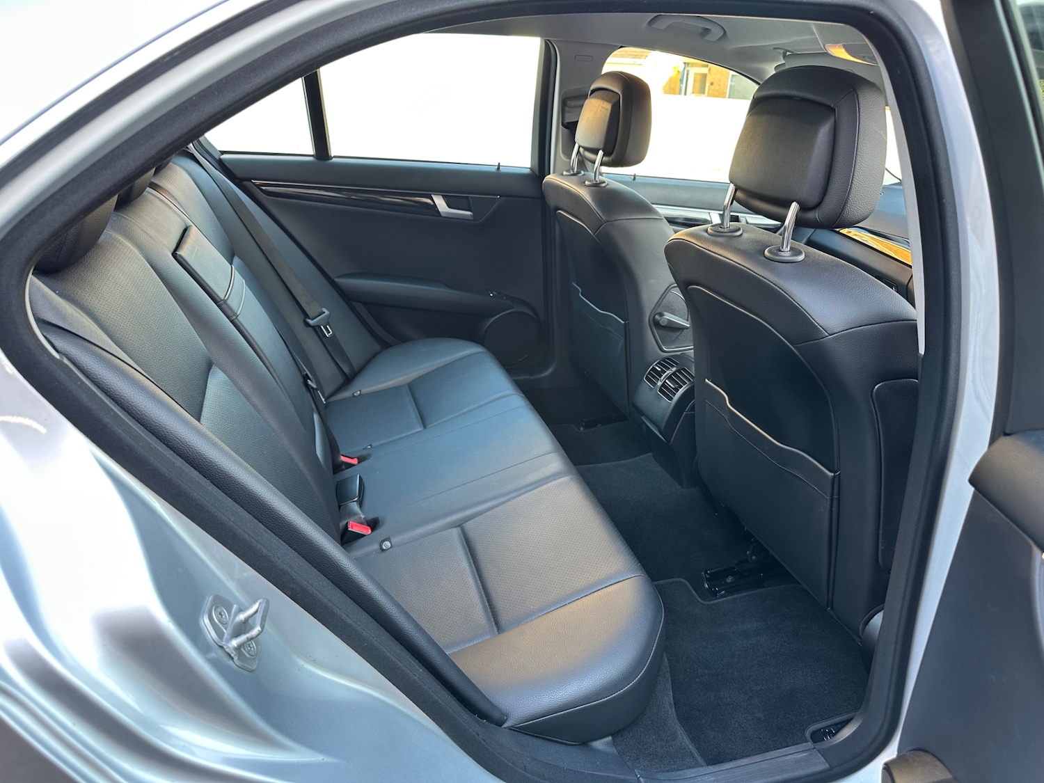 Used Mercedes-Benz C Class 2014 for sale - 77951459: Photo 10