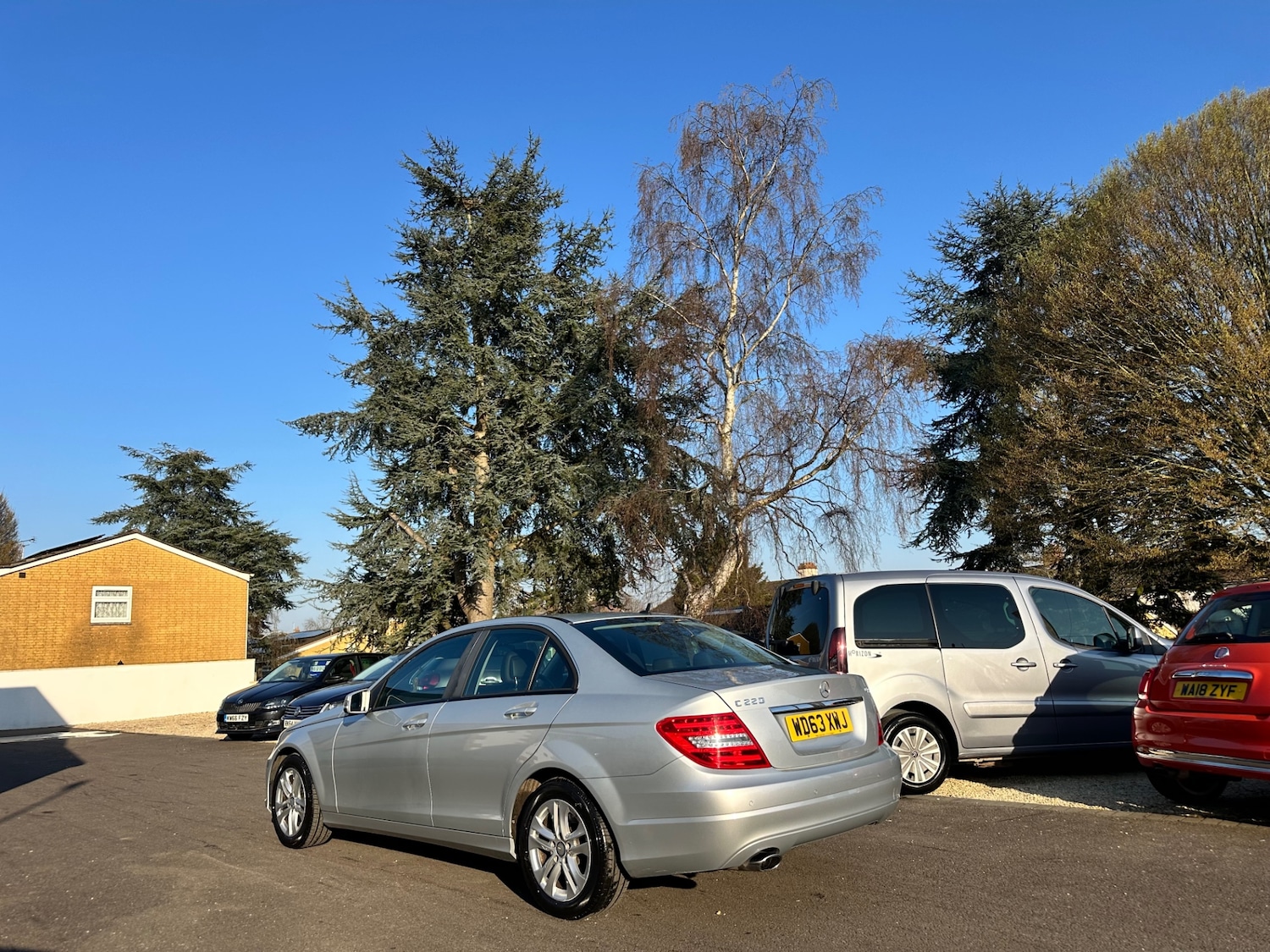 Used Mercedes-Benz C Class 2014 for sale - 77951459: Photo 5