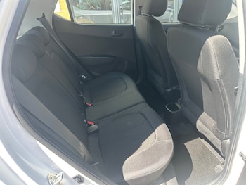Used Hyundai i10 2017 for sale - 79469344: Photo