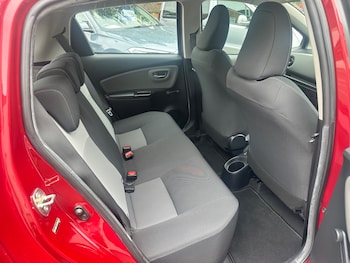 Used Toyota Yaris 2019 for sale - 78906397: Photo