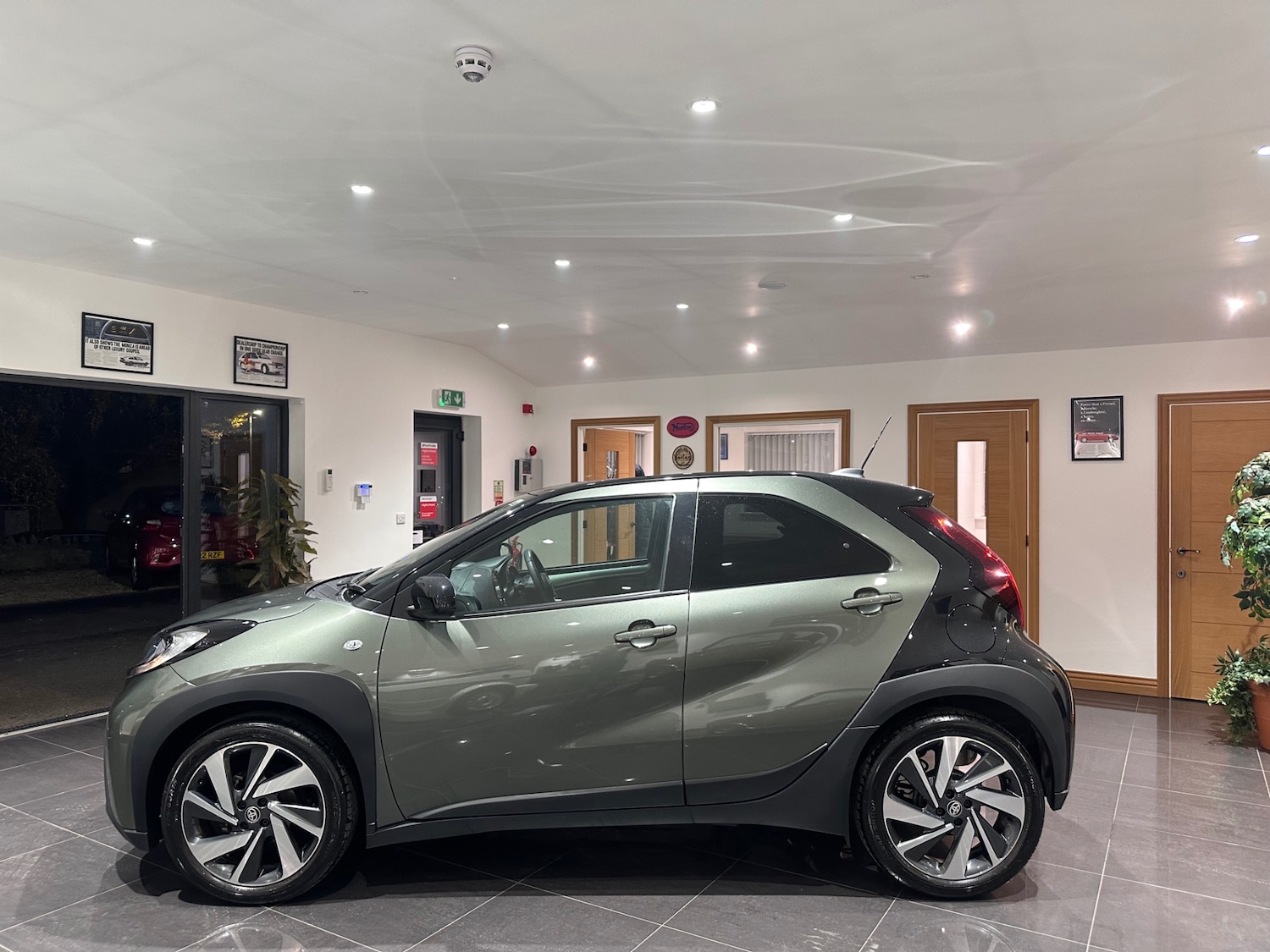 Used Toyota Aygo X 2023 for sale - 76569111: Photo 11