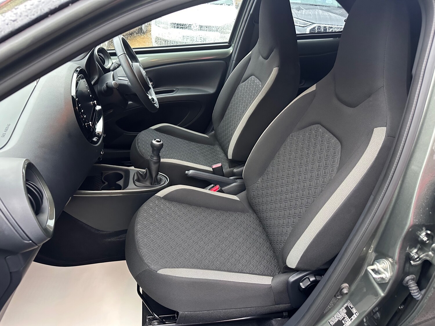 Used Toyota Aygo X 2023 for sale - 76569111: Photo 12