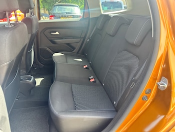 Used Dacia Duster 2018 for sale - 79138948: Photo
