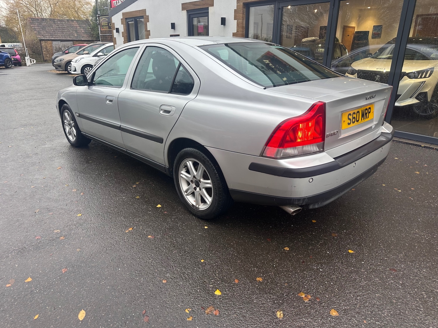 Used Volvo S60 2004 for sale - 76879083: Photo 8