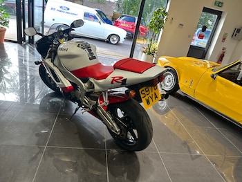 Used Yamaha R1 1998 for sale - bike-79111411: Photo