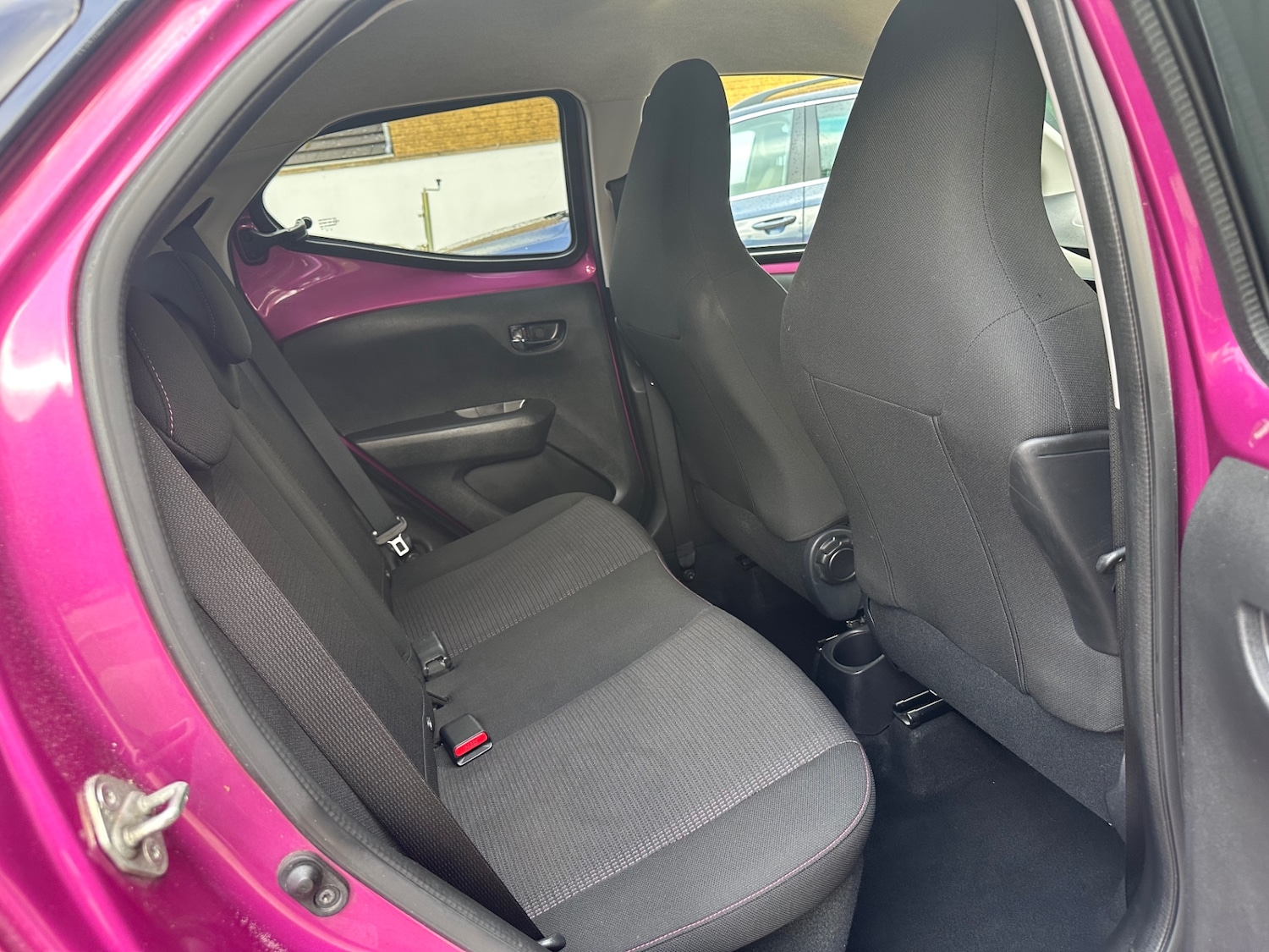 Used Toyota AYGO 2018 for sale - 76355376: Photo 4