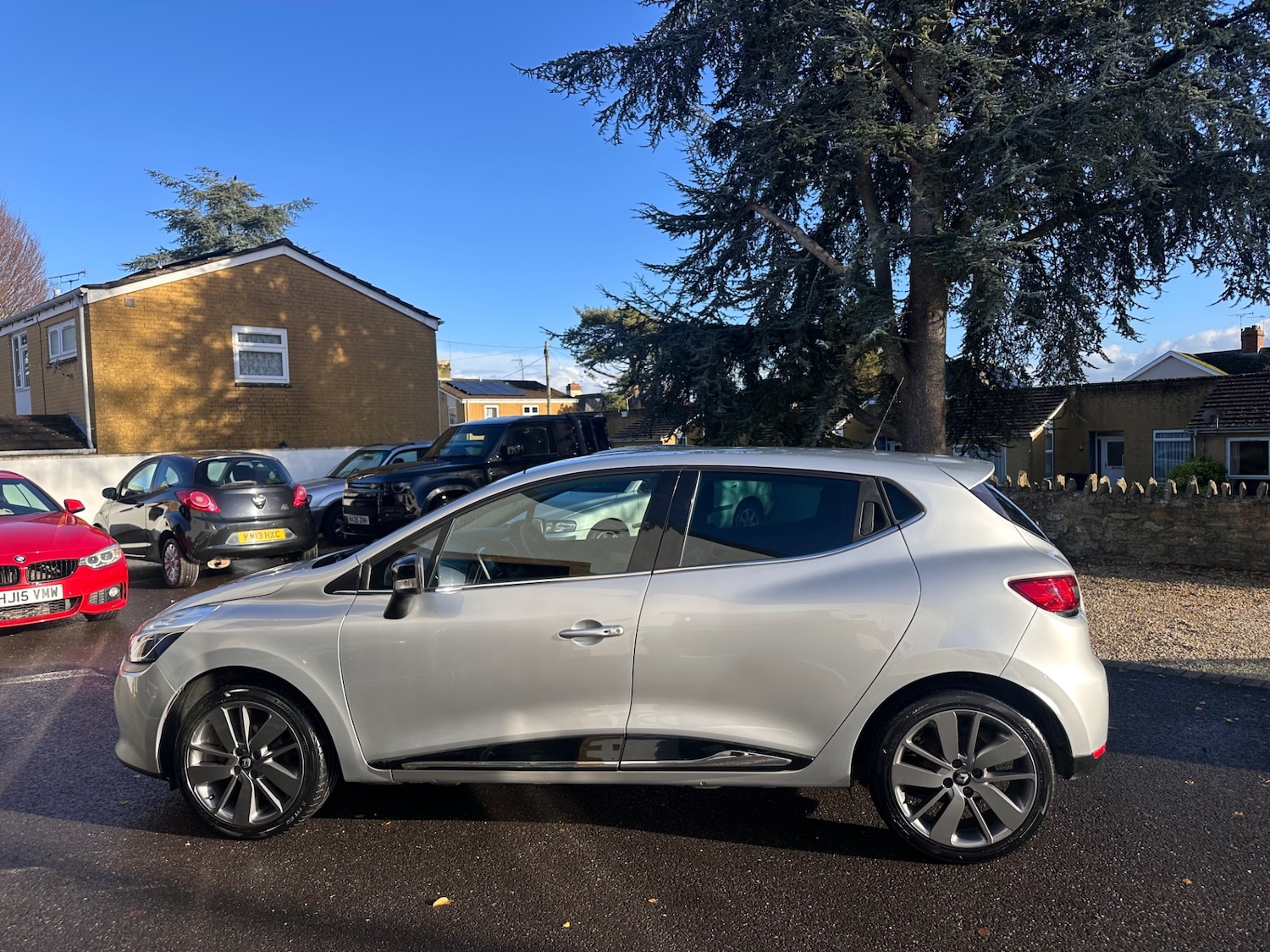 Used Renault Clio 2016 for sale - 76809336: Photo 10