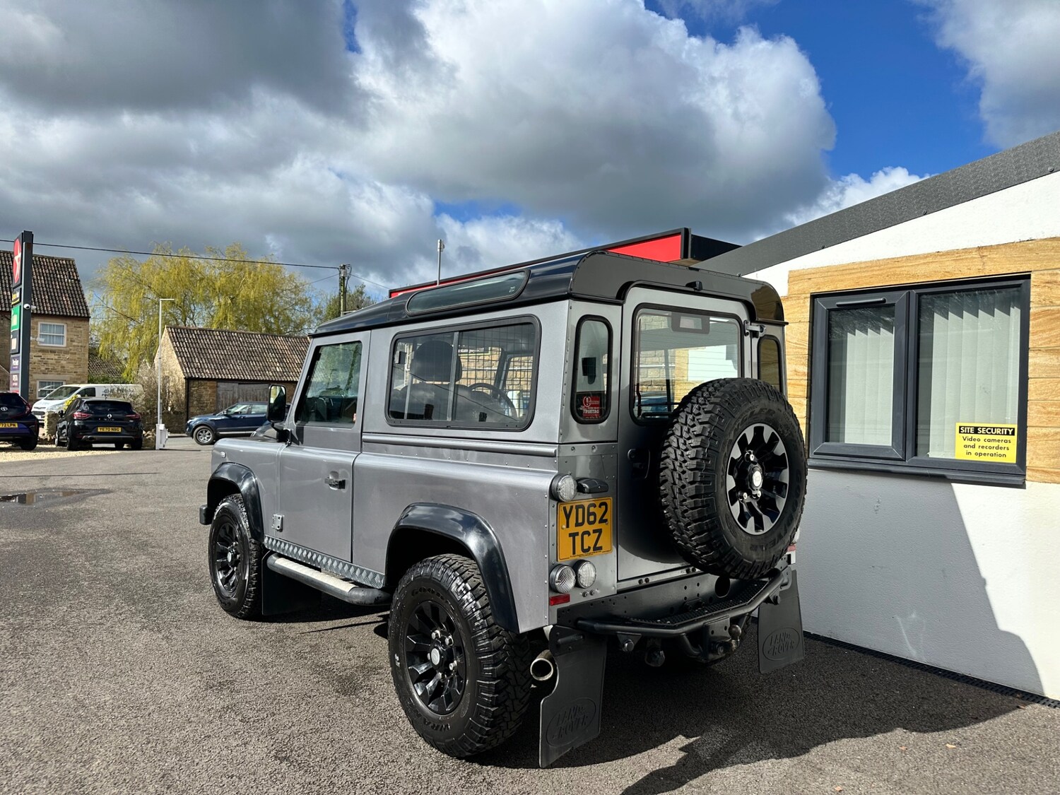 Used Land Rover Defender 2012 for sale - 78012317: Photo 5