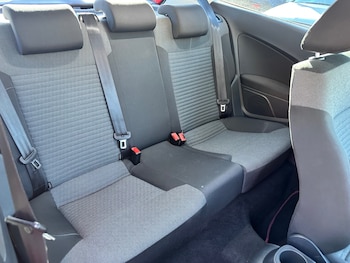 Used Volkswagen Polo 2010 for sale - 78228450: Photo