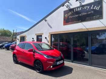 2018 (18) - 1.0 VVT-i X-Style 5dr x-shift