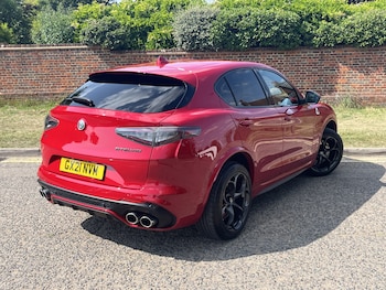 Used Alfa Romeo Stelvio 2021 for sale - 76130629: Photo 2
