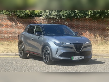 Used Alfa Romeo Junior 2025 for sale - 79297230: Photo
