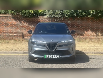 Used Alfa Romeo Junior 2025 for sale - 79297230: Photo