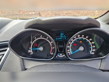 Used Ford Fiesta 2017 for sale - 75404355: Photo
