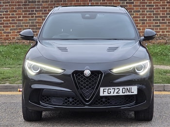 Used Alfa Romeo Stelvio 2022 for sale - 77942055: Photo