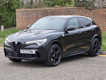 Used Alfa Romeo Stelvio 2022 for sale - 77942055: Photo