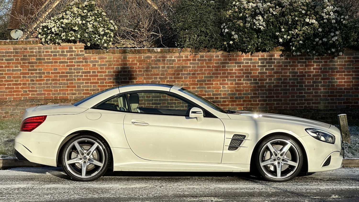 Used Mercedes-Benz SL 2017 for sale - 77087388: Photo 2