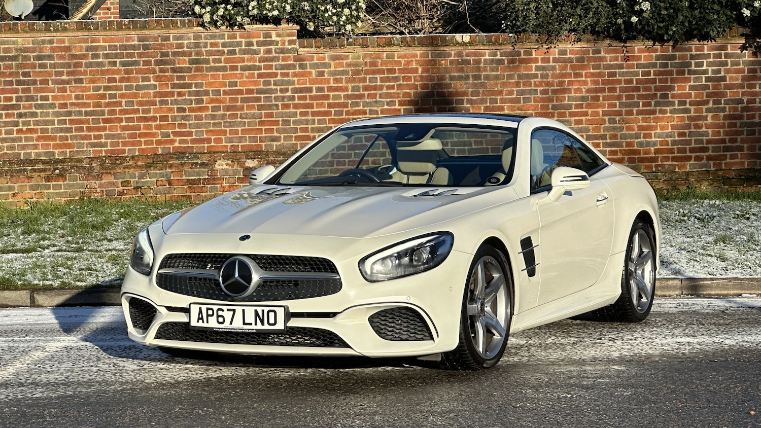 Used Mercedes-Benz SL 2017 for sale - 77087388: Photo 4