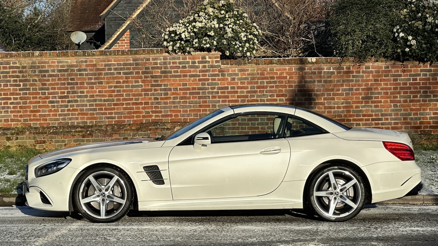 Used Mercedes-Benz SL 2017 for sale - 77087388: Photo 5