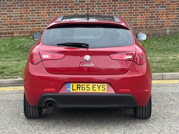 Used Alfa Romeo Giulietta 2015 for sale - 77979064: Photo