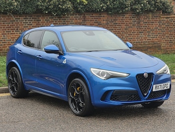 Used Alfa Romeo Stelvio 2021 for sale - 76544558: Photo