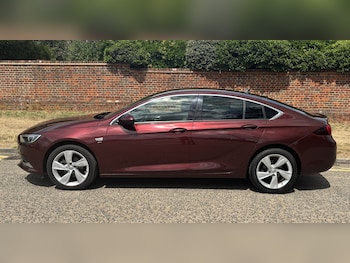 Used Vauxhall Insignia 2018 for sale - 75501777: Photo