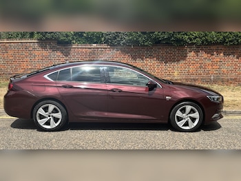Used Vauxhall Insignia 2018 for sale - 75501777: Photo