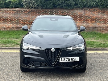 Used Alfa Romeo Stelvio 2025 for sale - 76146059: Photo 3