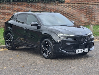 2025 - 1.2 Turbo Ibrida 5dr Auto