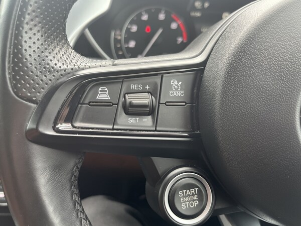 Used Alfa Romeo Giulia 2021 for sale - 76018252: Photo 23