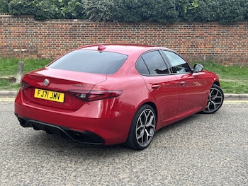 Used Alfa Romeo Giulia 2021 for sale - 76018252: Photo 2