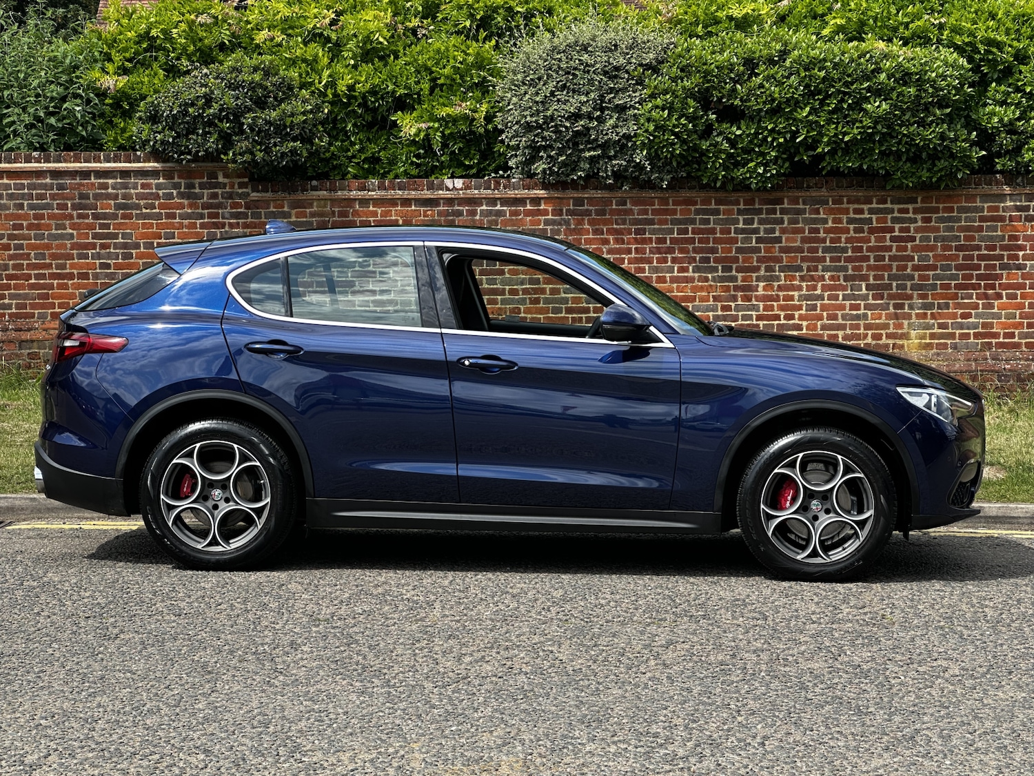 Used Alfa Romeo Stelvio 2018 for sale - 76221820: Photo 3