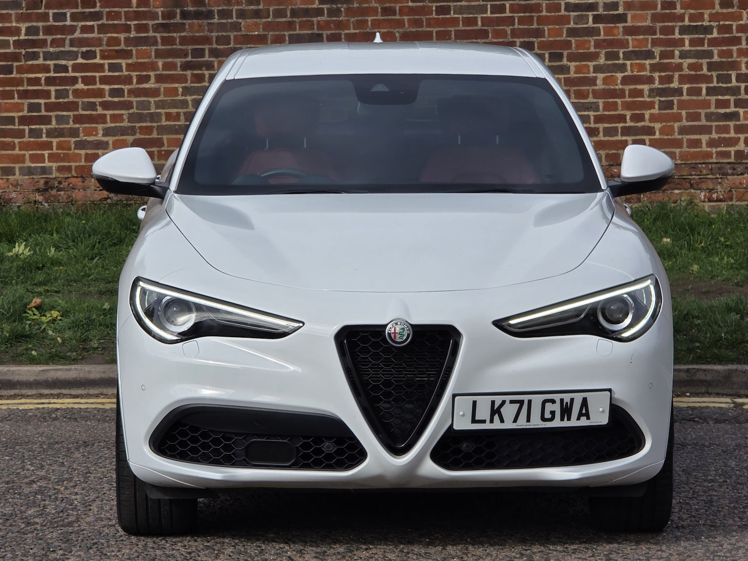 Used Alfa Romeo Stelvio 2021 for sale - 76124511: Photo 2