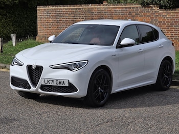 Used Alfa Romeo Stelvio 2021 for sale - 76124511: Photo 3